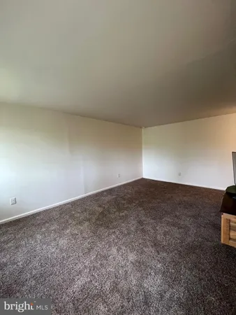 $1,700 | 201 1/2 Philadelphia Pike, Unit 326, Wilmington, DE 19809