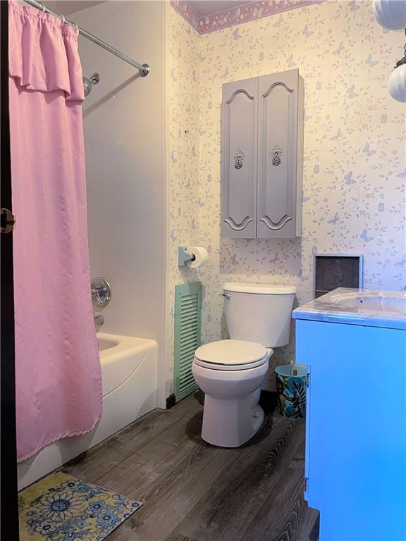 130 Hampton Court Butler, PA 16002 - Photo 13 of 22