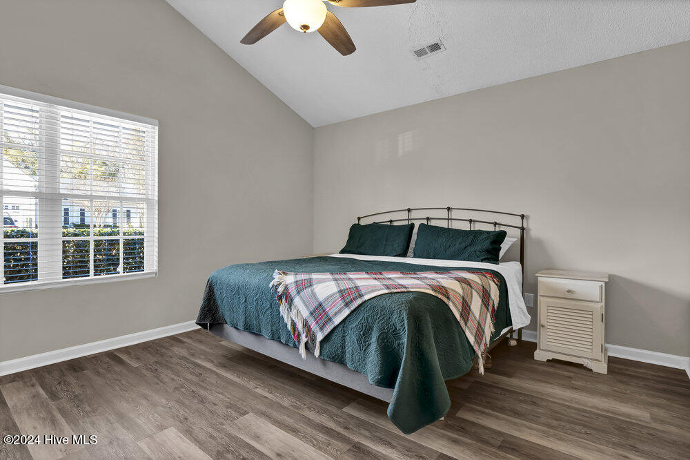 202 Olde Well Loop Road Wilmington, NC 28411 - Photo 17 of 45 Primary Bedroom