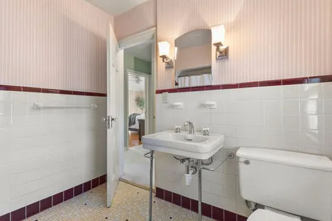 $850,000 | 4604 Casco Avenue, Edina, MN 55424