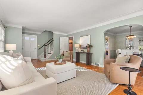 $850,000 | 4604 Casco Avenue, Edina, MN 55424