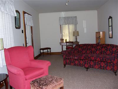 910 North 3rd Street Clinton, IA 52732 - Photo 6 of 7 Gallery Image 6