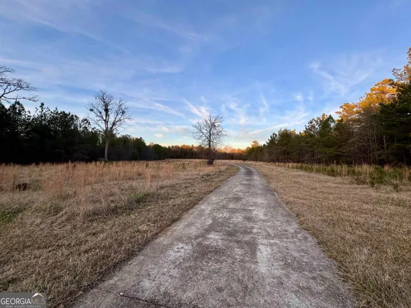 $269,900 | 5401 Union Point Highway, Union Point, GA 30669