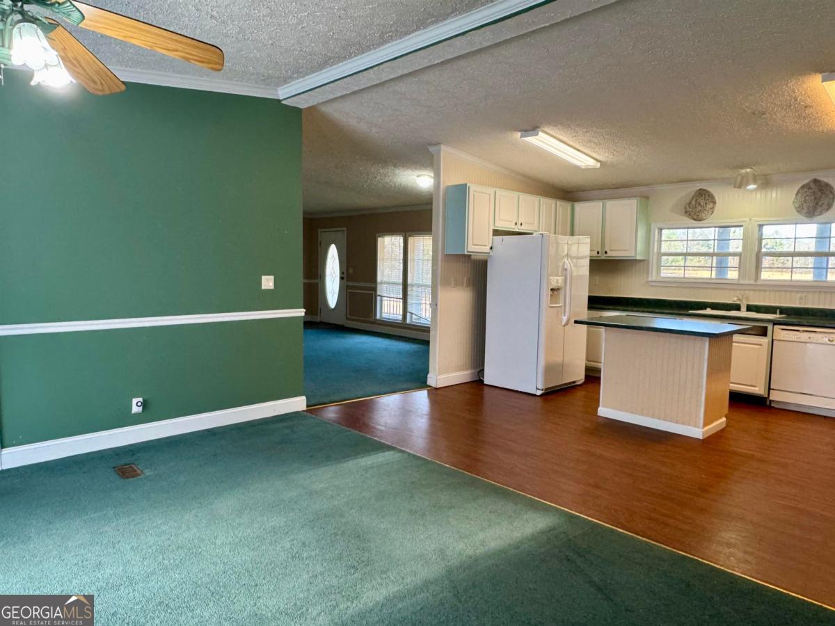 5401 Union Point Highway Union Point, GA 30669 - Photo 6 of 42