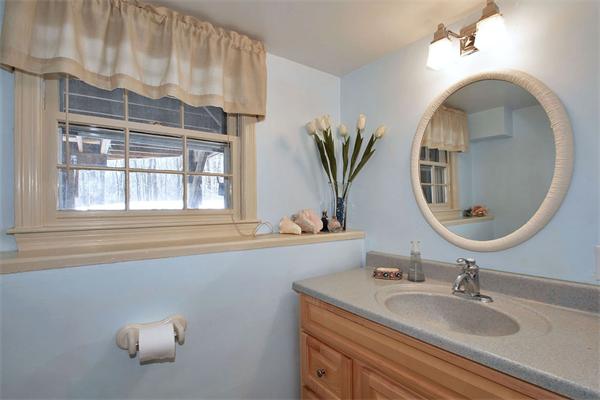 14 Simon Willard Road Acton, MA 01720 - Photo 22 of 30 Gallery Image 22
