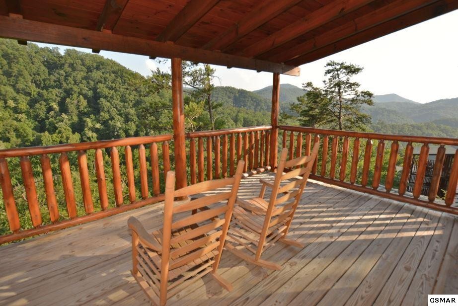 3535 Carsons Ridge Way, Unit LOSTTEXAN Sevierville, TN 37862 - Photo 2 of 32 Gallery Image 2
