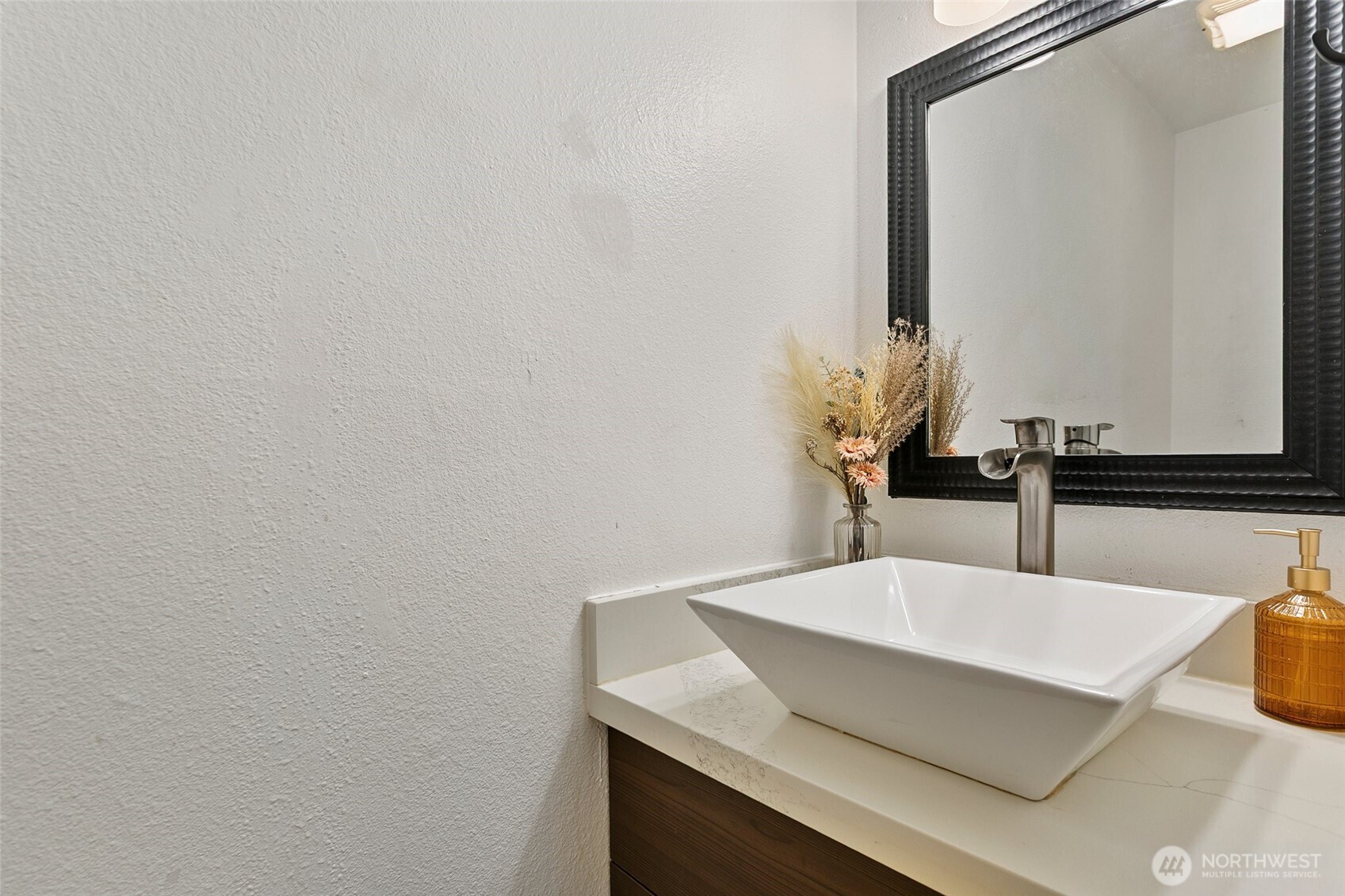 15929 3rd Place Southwest, Unit D Burien, WA 98166 - Photo 12 of 24