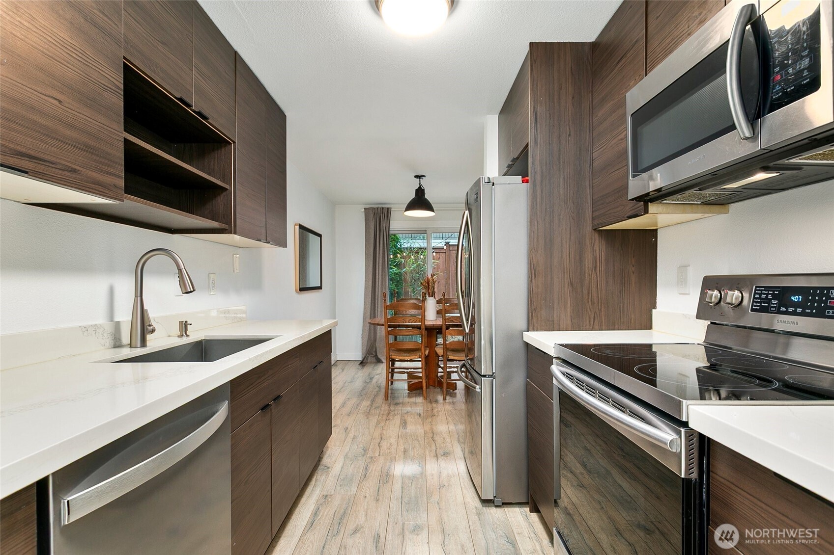 15929 3rd Place Southwest, Unit D Burien, WA 98166 - Photo 7 of 24