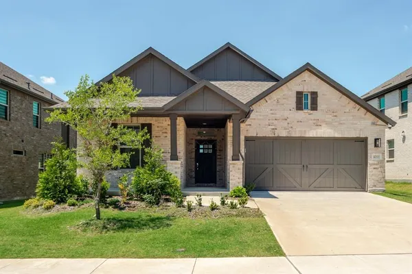 $2,950 | 4213 Petunia Way, Prosper, TX 75078