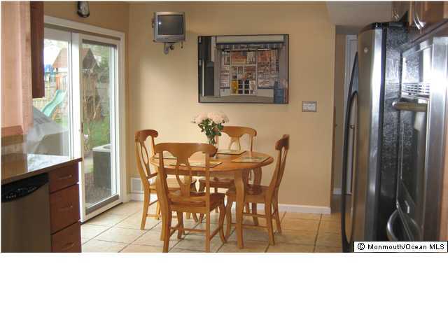 8 Nottingham Road Manalapan, NJ 07726 - Photo 3 of 3 Additional Photo