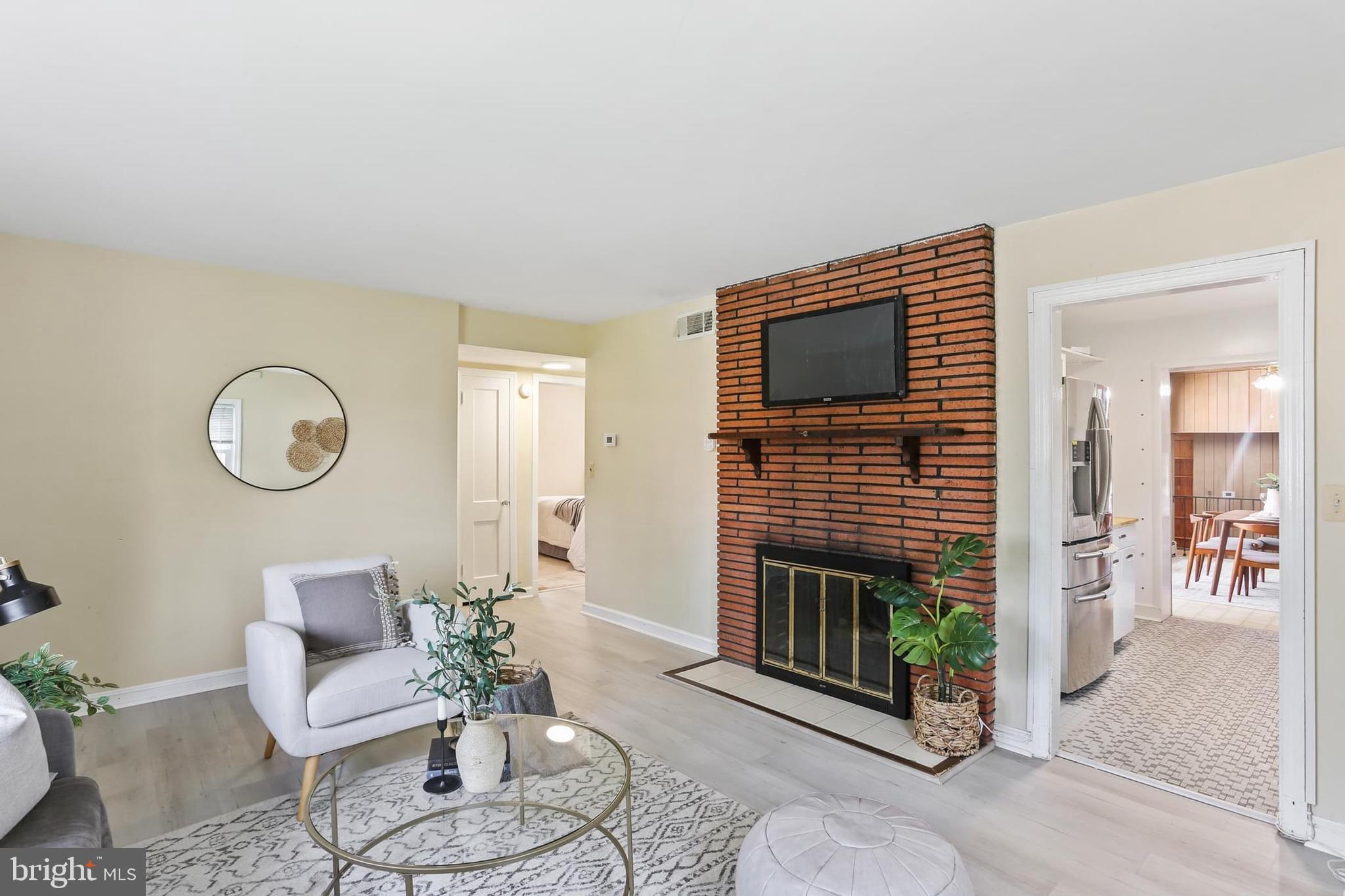 10509 Huntley Place Silver Spring, MD 20902 - Photo 6 of 27