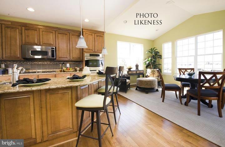 7107 Battle Field Loop Brandywine, MD 20613 - Photo 3 of 8 Kitchen