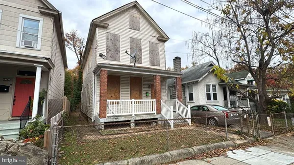 $269,900 | 3363 Brothers Place Southeast, Washington, DC 20032