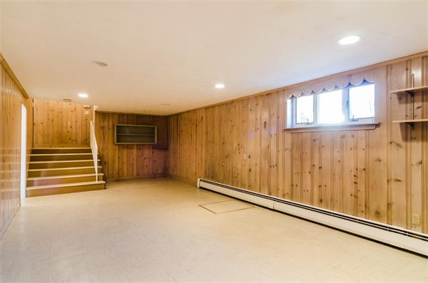 45 Deborah Road Newton, MA 02459 - Photo 13 of 18