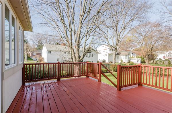 45 Deborah Road Newton, MA 02459 - Photo 15 of 18