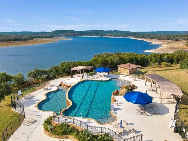 $2,600 | 8409 Prairie Rye Drive, Lago Vista, TX 78645