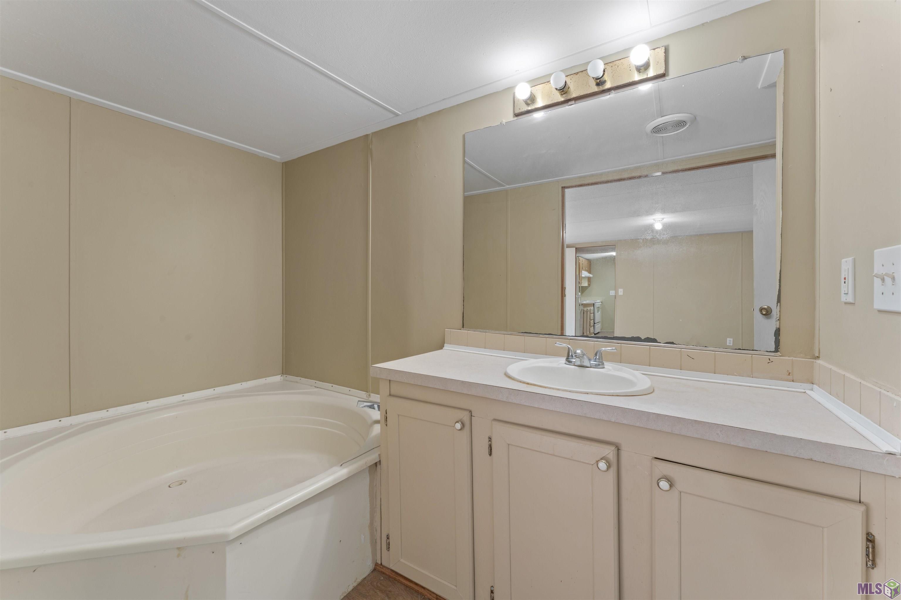 12335 Sullivan Road Baton Rouge, LA 70818 - Photo 9 of 13