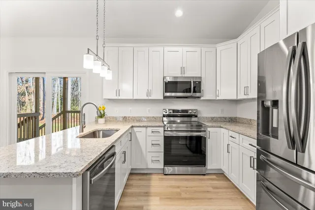 $334,900 | 27 Colony Way, Montross, VA 22520