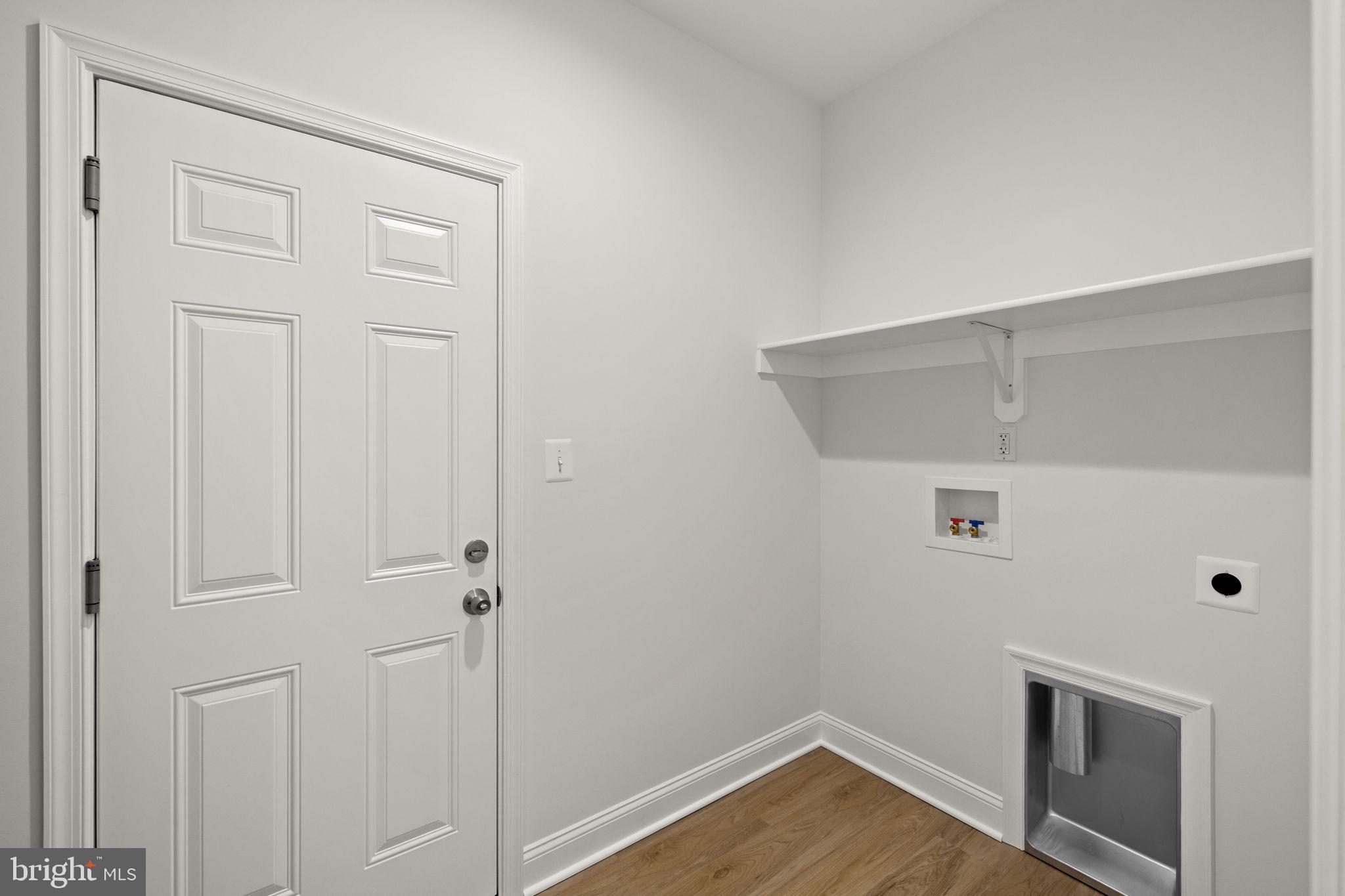27 Colony Way Montross, VA 22520 - Photo 20 of 90 a view of utility room
