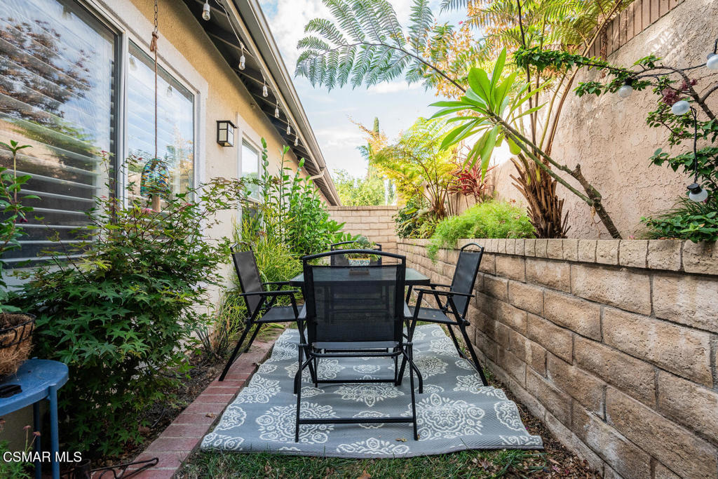 2040 Freesia Avenue Simi Valley, CA 93063 - Photo 23 of 26 a view of outdoor sitting area with furniture