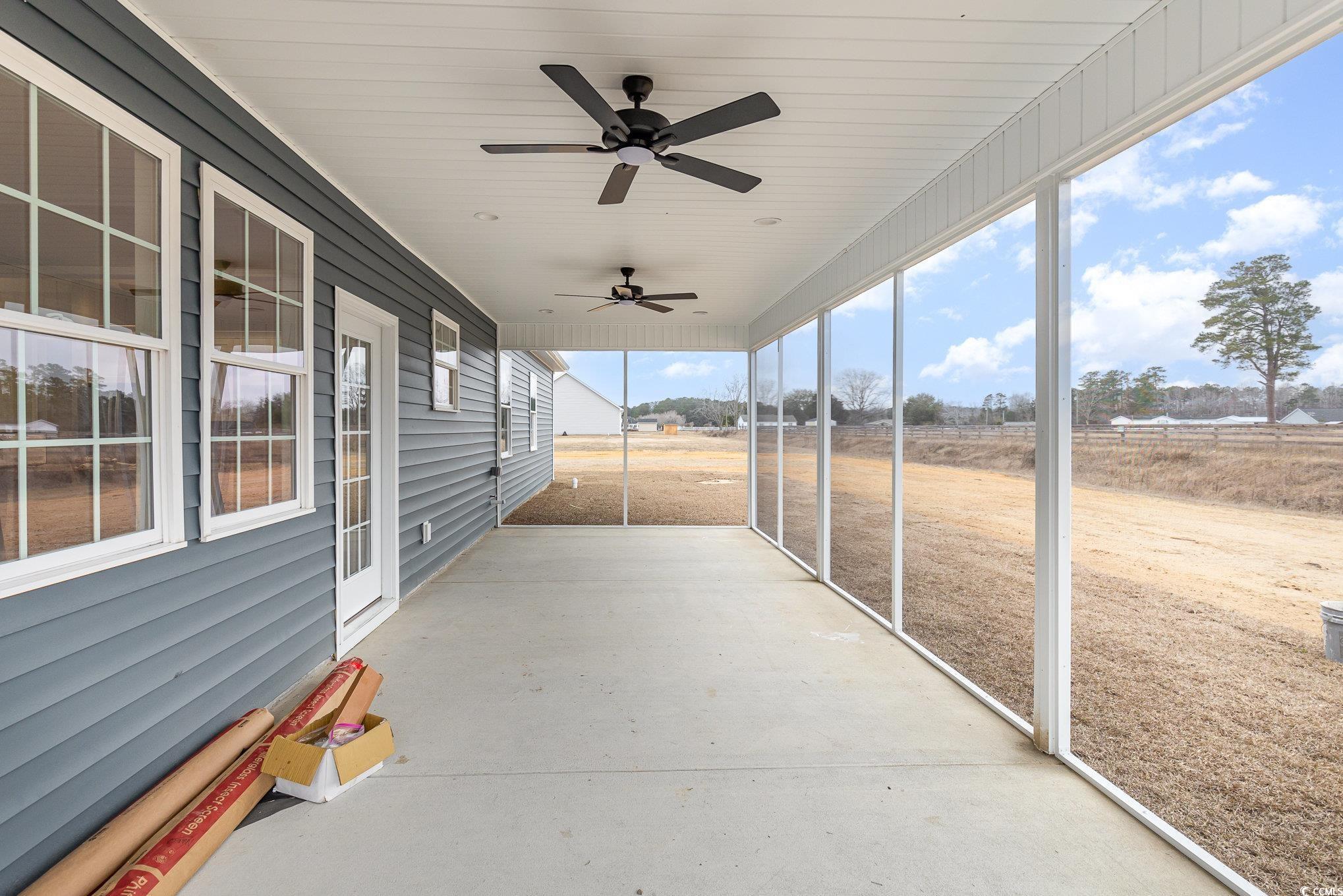 2104 Highway 9 Business Loris, SC 29569 - Photo 19 of 20 View of patio with ceiling fan