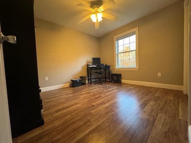 349 East Webb Road Pittston, ME 04345 - Photo 11 of 28 10- Bedroom 2