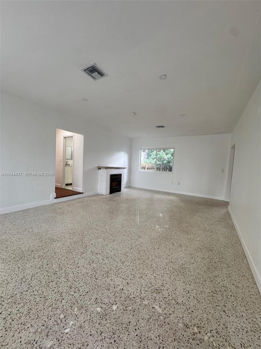 4700 Southwest 7th Street Miami, FL 33134 - Photo 10 of 12