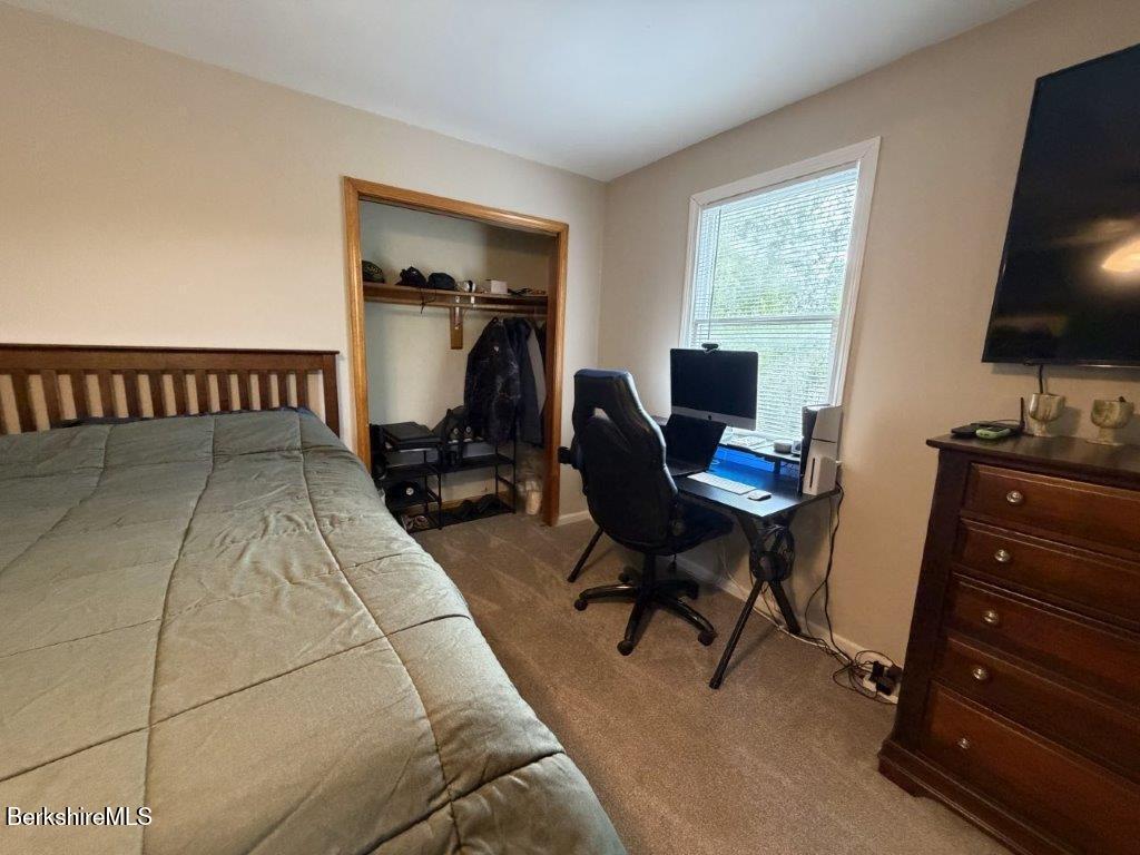 118 Winesap Road Pittsfield, MA 01201 - Photo 28 of 40 20260601_182522812_iOS