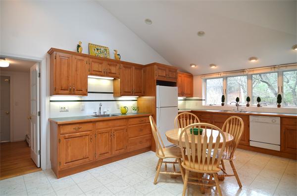 8 Bromfield Road Acton, MA 01720 - Photo 6 of 18 Gallery Image 6