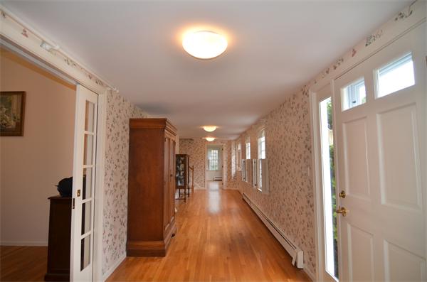 8 Bromfield Road Acton, MA 01720 - Photo 9 of 18 Gallery Image 9