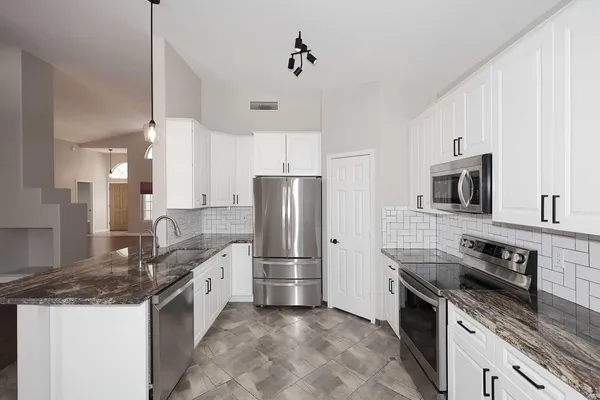 $3,000 | 6214 East Virginia Street, Mesa, AZ 85215