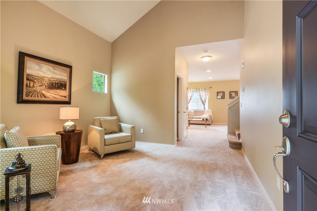 24024 41st Avenue Southeast Bothell, WA 98021 - Photo 2 of 21