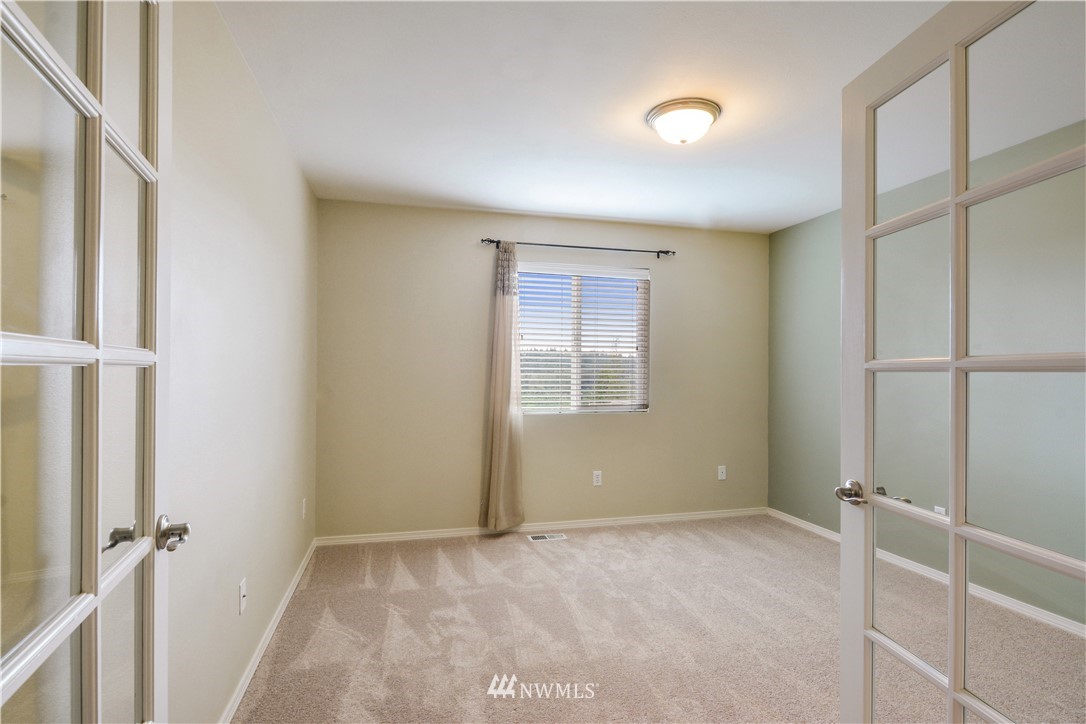 24024 41st Avenue Southeast Bothell, WA 98021 - Photo 11 of 21