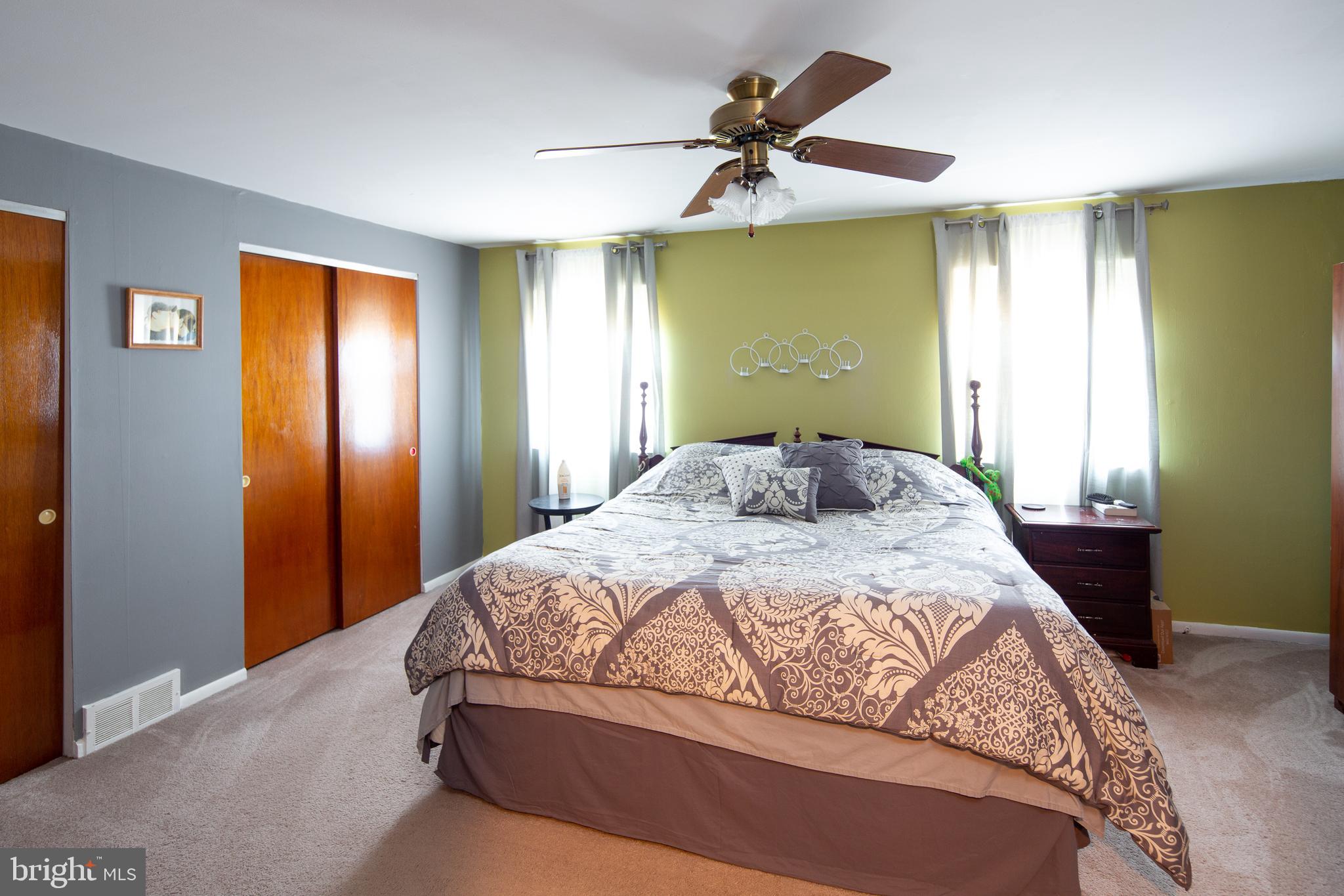 12605 Chilton Road Philadelphia, PA 19154 - Photo 9 of 13