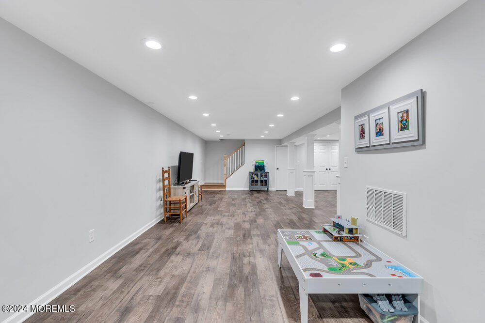 627 Marion Road Neptune Township, NJ 07753 - Photo 11 of 17 dsc08033_310