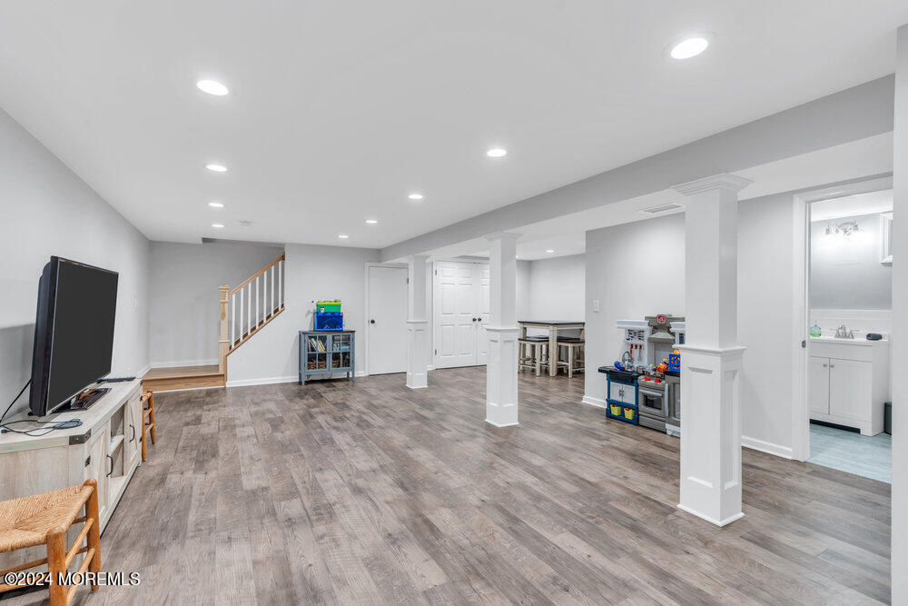 627 Marion Road Neptune Township, NJ 07753 - Photo 12 of 17 dsc08038_752