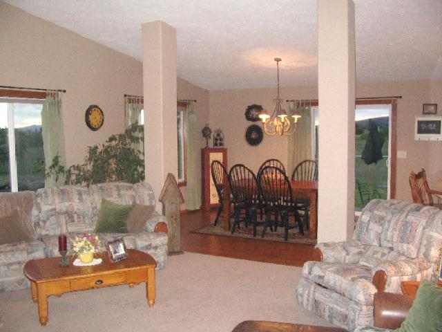 6409 North Vincent Road Newman Lake, WA 99025 - Photo 3 of 9 Gallery Image 3