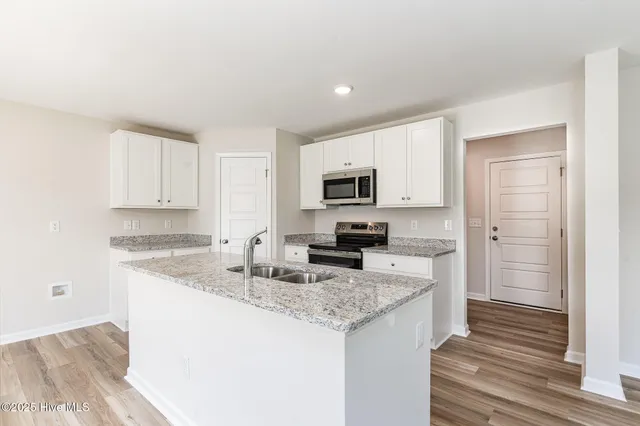 $299,706 | 9 West Emily Gardens Drive, Selma, NC 27576