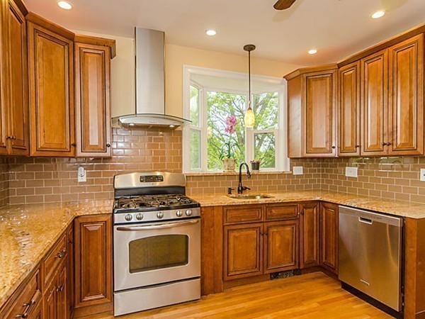 25 Overlook Road Quincy, MA 02169 - Photo 7 of 26 Gallery Image 7