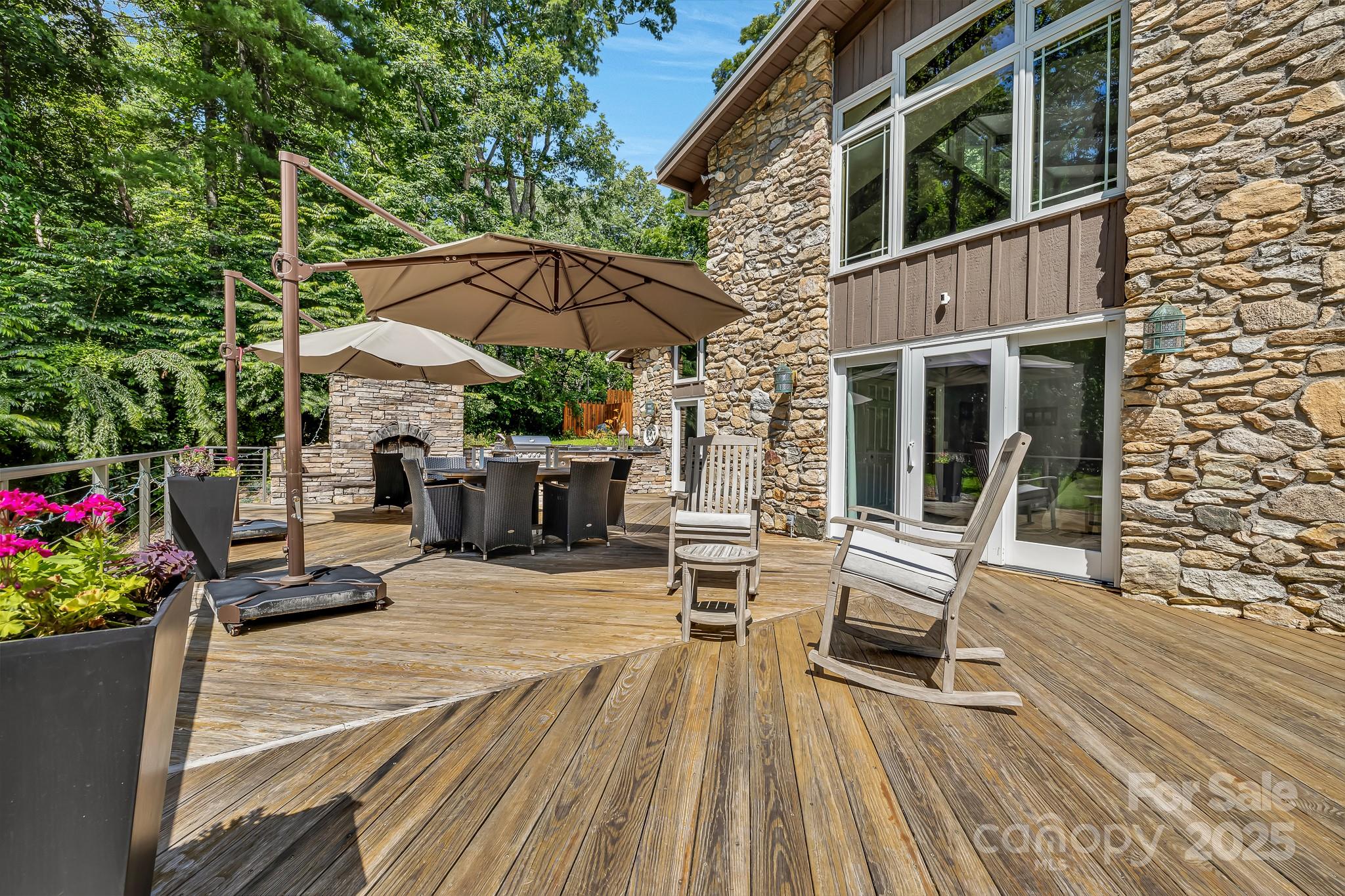 16 Due West Road Hendersonville, NC 28792 - Photo 24 of 25 Gallery Image 24