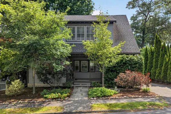 $1,485,000 | 20 Hill Top Road, Wellesley, MA 02482