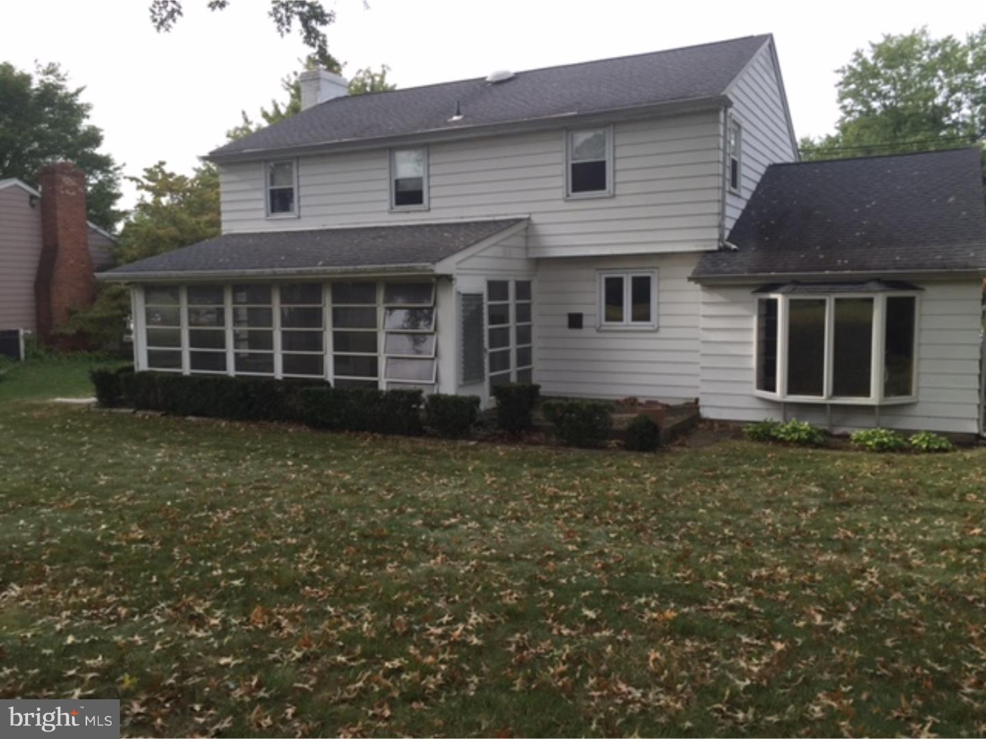 810 Hilltop Road Cinnaminson, NJ 08077 - Photo 12 of 13 View in Back