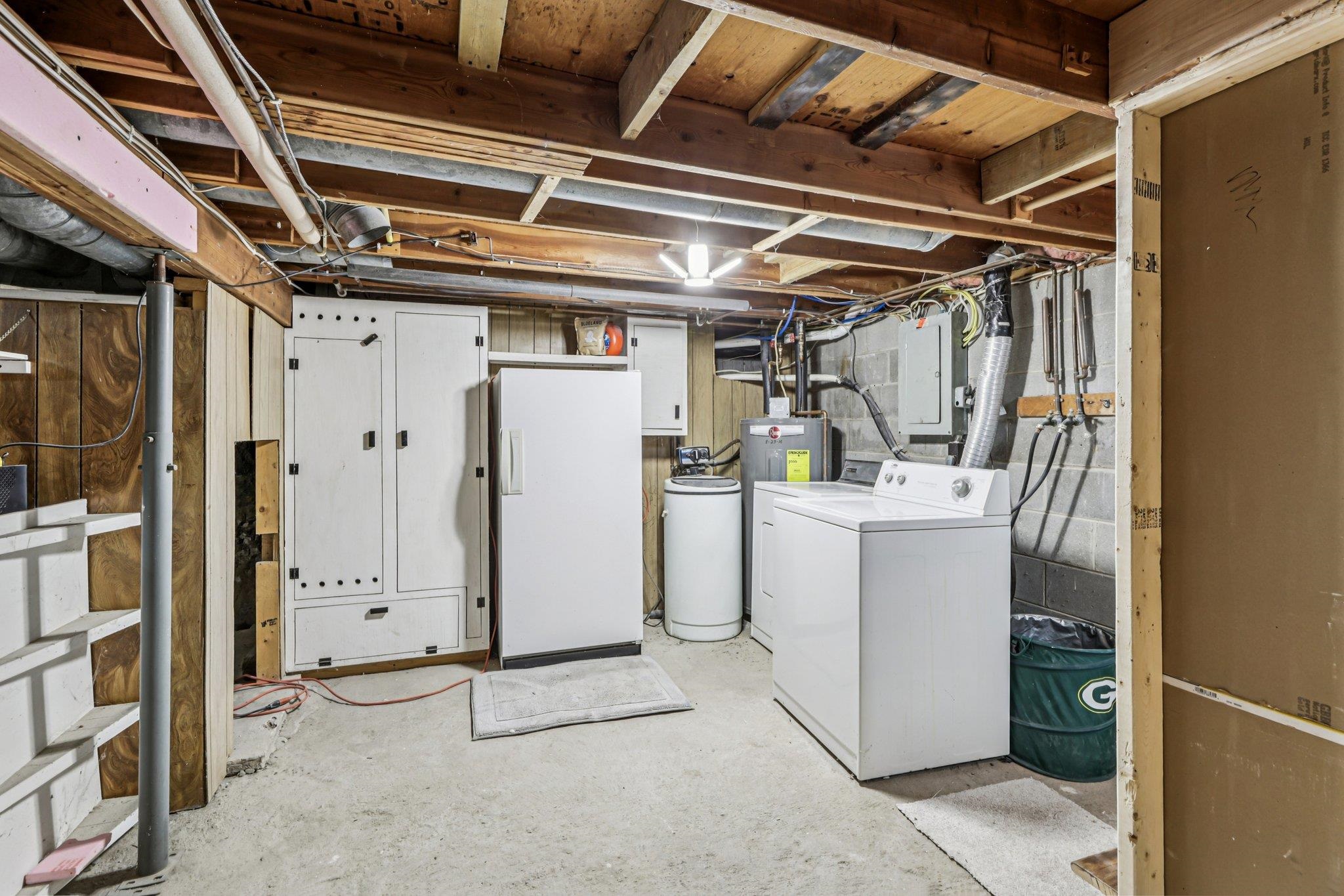 114 Keane Street Ridgeway, WI 53582 - Photo 18 of 33