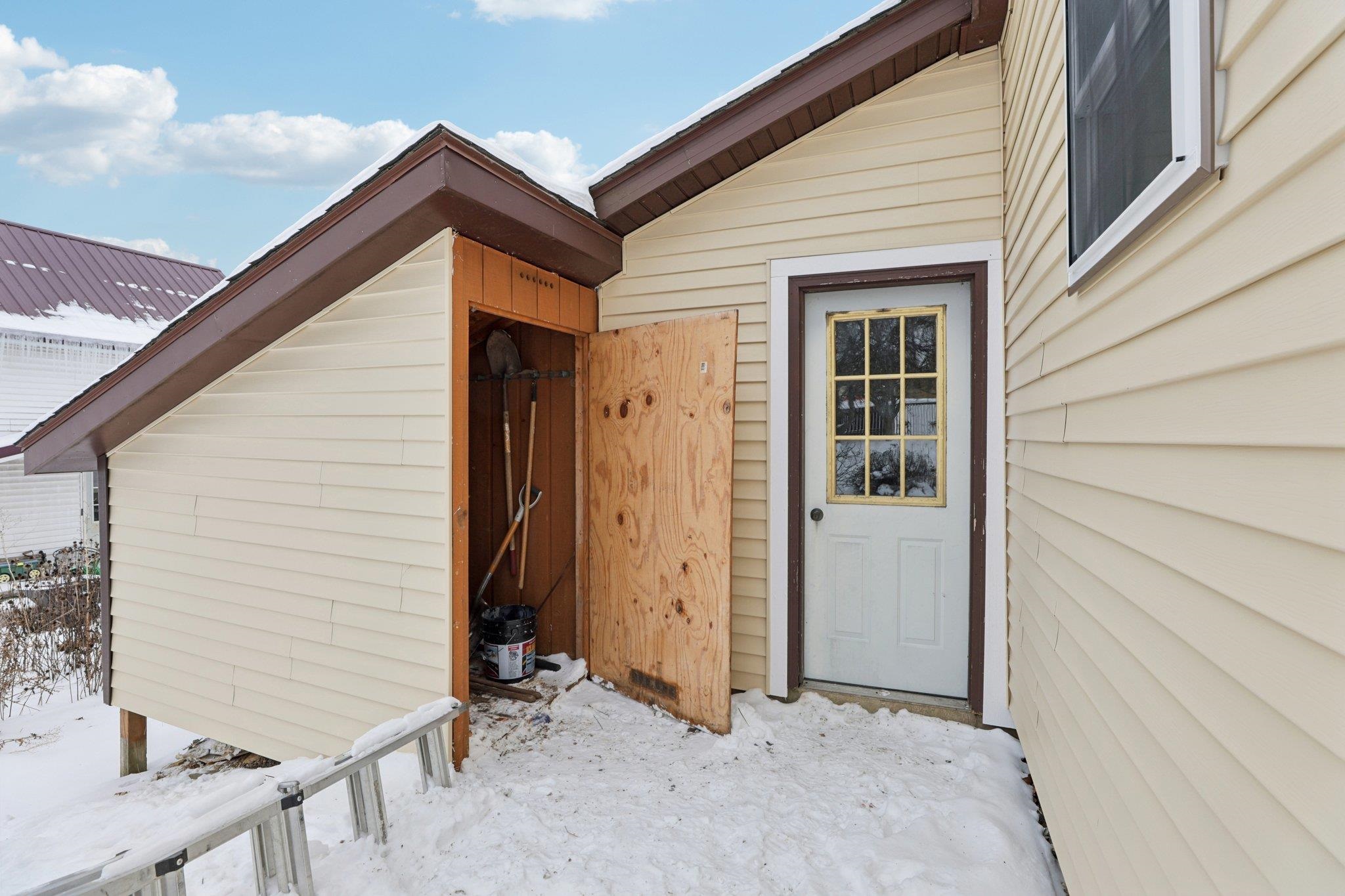 114 Keane Street Ridgeway, WI 53582 - Photo 27 of 33