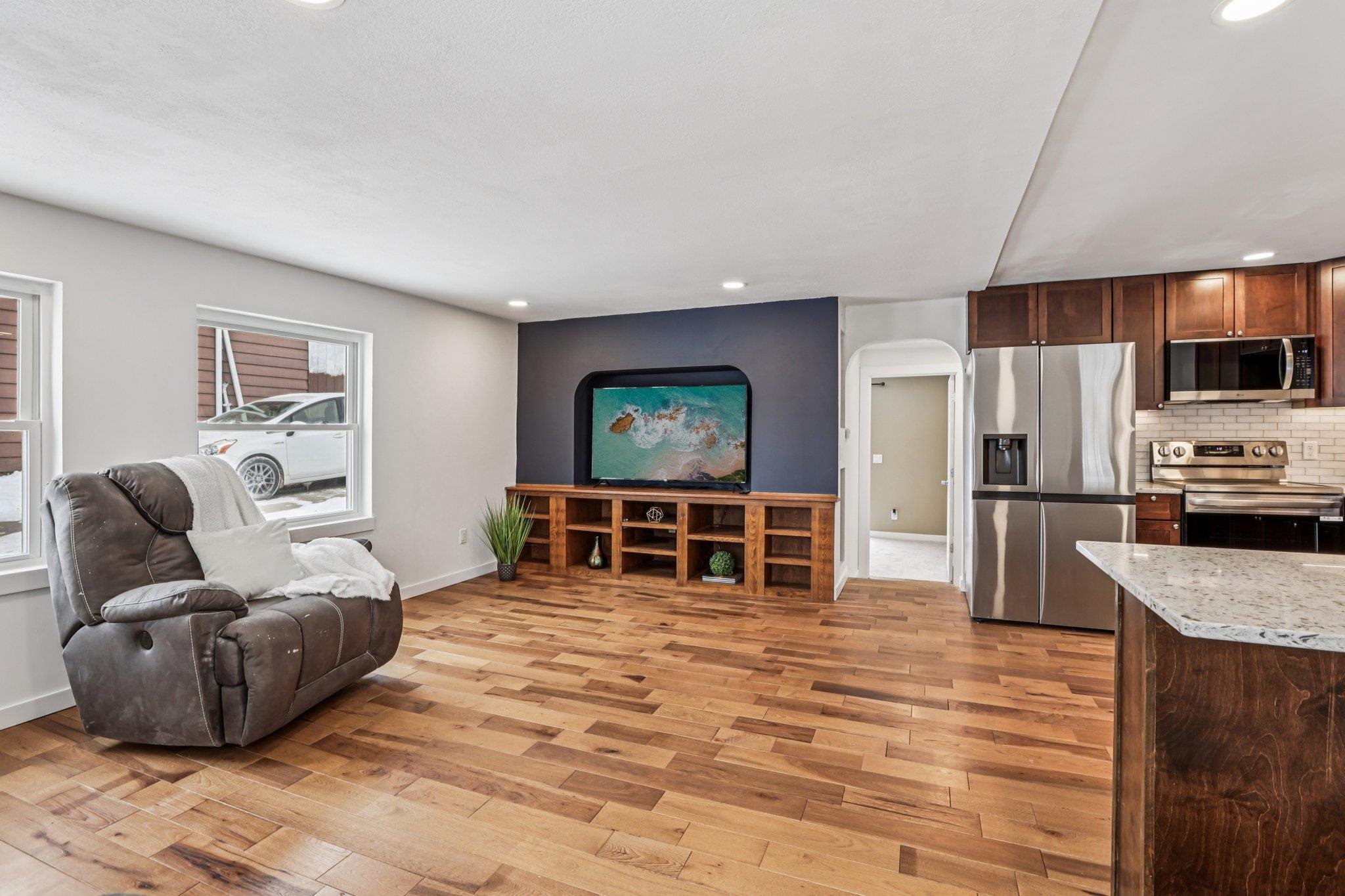 114 Keane Street Ridgeway, WI 53582 - Photo 6 of 33