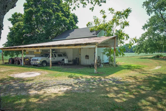 $1,925,000 | 4478 Highway 139, St. Joseph, MI 49085