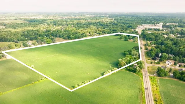 $1,925,000 | 4478 Highway 139, St. Joseph, MI 49085