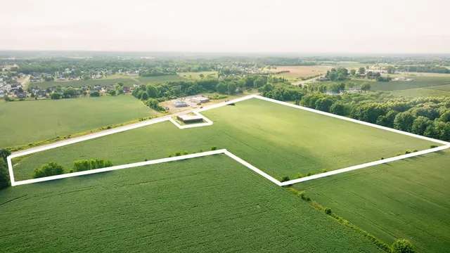 $1,925,000 | 4478 Highway 139, St. Joseph, MI 49085