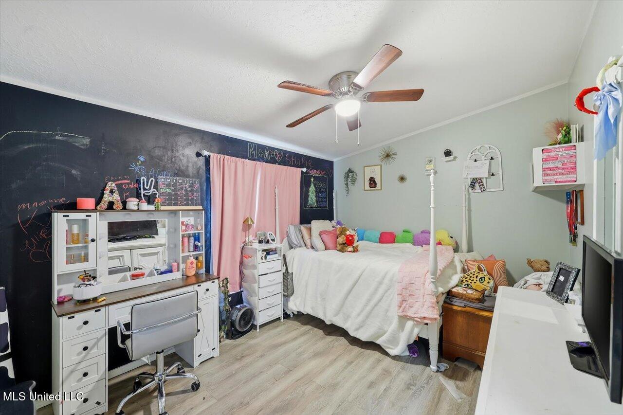 138 Collier Lane Florence, MS 39073 - Photo 26 of 36 25-138 Collier Ln _ Home Tours MS