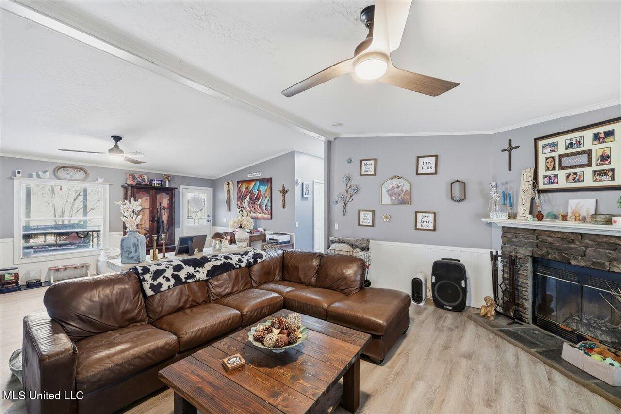 138 Collier Lane Florence, MS 39073 - Photo 7 of 36 04-138 Collier Ln _ Home Tours MS